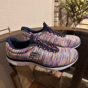 Like new.. Skechers summit light dreaming women’s rainbow sneaker